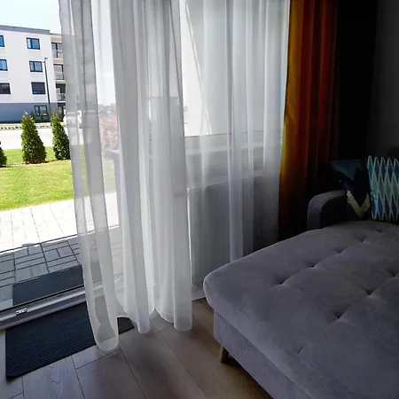 Apartament Z Ogrodkiem Uniejow Exterior photo
